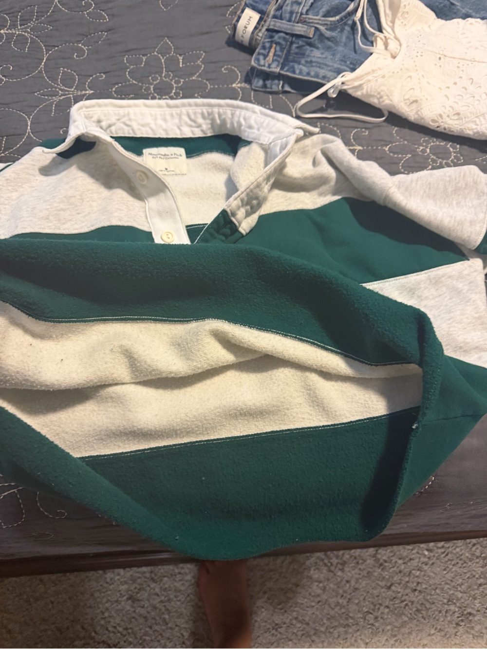 Abercrombie and Fitch sweatshirt Medium - Picture 5 of 7